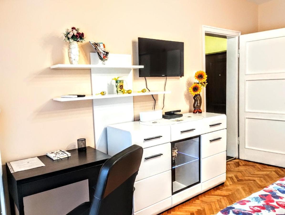 Mimi'S Place/ Уют В Центъра На София Ngoại thất bức ảnh